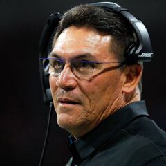 Ron Rivera seguirá como head coach de los Panthers
