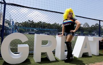 En la ciudad brasileña de São Paulo se ha celebrado la Champions LiGay, una competición donde todos sus integrantes son homosexuales y que tiene como objetivo final acabar con la discriminación en el fútbol.