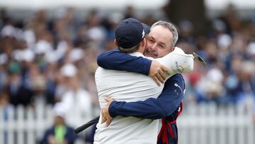 BROOKLINE, MASSACHUSETTS - JUNE 19: Matt Fitzpatrick of England celebrates with caddie Billy Foster after winning on the 18th green during the final round of the 122nd U.S. Open Championship at The Country Club on June 19, 2022 in Brookline, Massachusetts.   Jared C. Tilton/Getty Images/AFP
== FOR NEWSPAPERS, INTERNET, TELCOS & TELEVISION USE ONLY ==