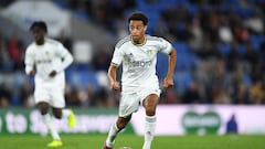 Aaronson y Adams inician con el pie derecho con el Leeds United