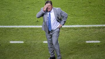 Miguel Herrera a reportero: 'Si me faltas al respeto me voy'