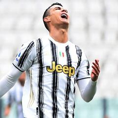 Cristiano se enfada y Pirlo saca la cara por él