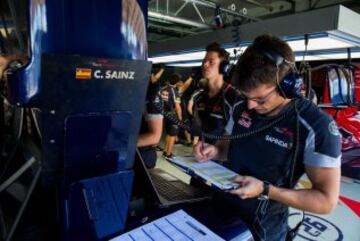 Pierre Hamelin de la Escudería Toro Rosso.