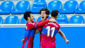 Pere Milla of Elche celebrating his goal during the Spanish league, La Liga Santander, football match played between Deportivo Alaves and Elche CF at Mendizorroza stadium on October 18, 2020 in Vitoria, Spain.
AFP7 / Europa Press / Europa Press
18/10/