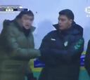 Banfield coach Falcioni whips out megaphone on touchline