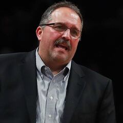 Stan van Gundy deja los Pistons tras cuatro temporadas