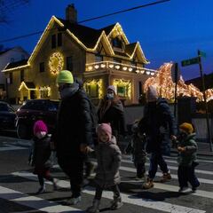 Are there new covid-19 restrictions during winter and Christmas in the US?