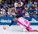El Barça golea al Jaén y tiene a un paso el título liguero