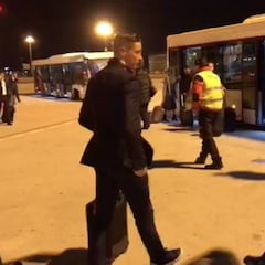 Así se pide una foto a Fernando Torres si estás trabajando