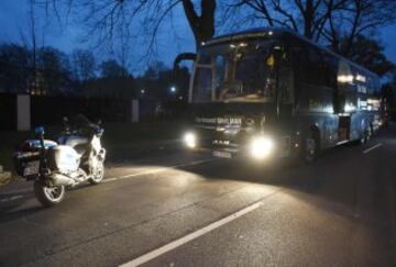 El autobús del Dortmund después del incidente.