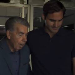 Federer llega al Mutua Madrid Open en su avión privado
