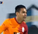 Falcao está vigente: el descomunal golazo que hizo en Turquía