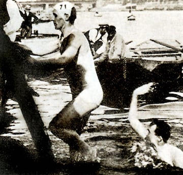 El nadador australiano fue el primero en representar a su país en natación. Logró dos victorias olímpicas.