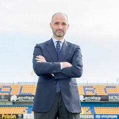 Bienvenida a Emilio Vega y despedida de Ignacio Legido