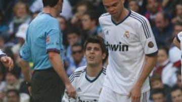 El defensa del Real Madrid Pepe en el &uacute;ltimo partido ante el Bar&ccedil;a.