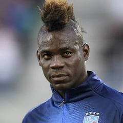 Balotelli 'pasa' de Cristiano y escoge a Cassano