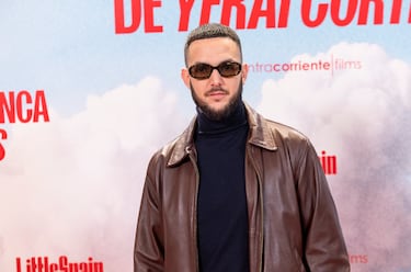 Años de una versátil y exitosa carrera respaldan al artista madrileño, que ha demostrado saber desenvolverse en muchos géneros y triunfar en ellos, siendo uno de los artistas más destacados de la última década en el panorama urbano. Los rumores sobre una posible colaboración con Bizarrap han sido fuertes, incluso se rumoreó con que ya estaba grabada. Lo que es seguro es que una colaboración de estos artistas revolucionaría el panorama internacional. 