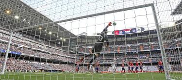 Once Cristiano and Diego Costa left the pitch...