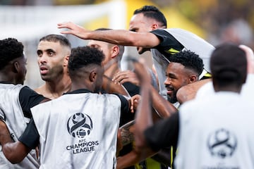 Hamdallah celebra el 1-0 de Al Ittihad ante el Club de la Fuerza Aérea de Irak en el minuto 90+4'.