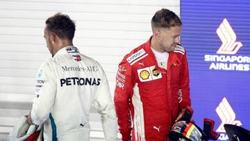 Vettel y Hamilton se cruzan en Singapur.