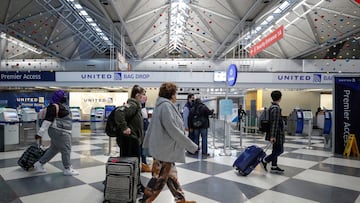 Si al ingresar a EE.UU. llevas cierta cantidad de dinero, debes declararlo a la CBP. De no hacerlo, puede enfrentar severas sanciones.