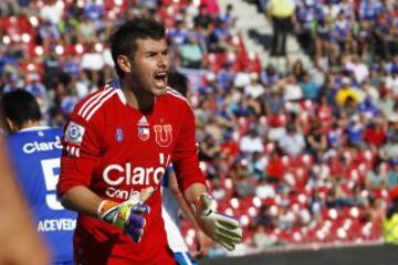 Paulo Garcés llegó el 2012 como un suplente de lujo y se pensó que podría pelearle el puesto a Herrera. Finalmente jugó solamente 15 partidos.