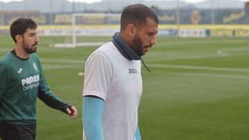 19/11/21  ENTRENAMIENTO VILLARREAL 
 LESION CAPOUE