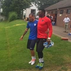 Kameni quiere volver al Málaga: “Estoy amargado en el Fenerbahçe”