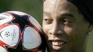 El Milán pone a Ronaldinho a dieta