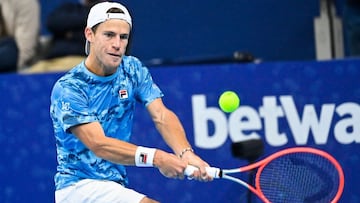 Argentina&#039;s Diego Schwartzman returns the ball to US&#039; Brandon Nakashima during the Open Tennis ATP tournament 1/4 finals in Antwerp, on October 22, 2021. (Photo by LAURIE DIEFFEMBACQ / Belga / AFP) / Belgium OUT