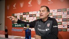 Bielsa es el primer candidato para el banquillo del Santos