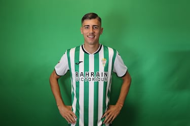 Dani Requena, otra carta para el centro del campo