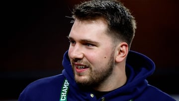 INGLEWOOD, CALIFORNIA - JANUARY 09: Luka Doncic of the Dallas Mavericks looks on before the College Football Playoff National Championship game between the Georgia Bulldogs and the TCU Horned Frogs at SoFi Stadium on January 09, 2023 in Inglewood, California.   Ronald Martinez/Getty Images/AFP (Photo by RONALD MARTINEZ / GETTY IMAGES NORTH AMERICA / Getty Images via AFP)