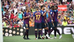 Los jugadores del Barcelona celebran un gol durante el trofeo Joan Gamper.