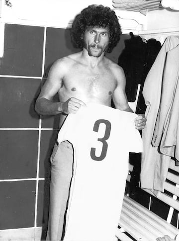 Paul Breitner debutó en la película que en España se conoció como 'Masacre en Condor Pass' en 1976.