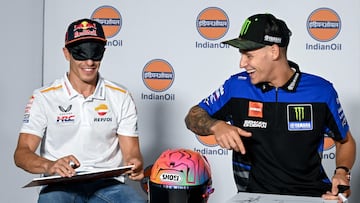 Quartararo con Márquez en la rueda de prensa de India.