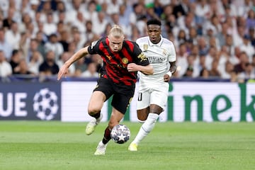 Haaland y Vinicius en el Real Madrid-Manchester City de ida de semifinales de la Champions League 2022-2023.