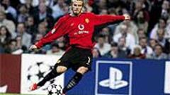 "Es un medio centro exiliado a la banda"