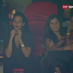 La madre y la hermana de CR7 le hacen este comentado gesto a Georgina Rodríguez