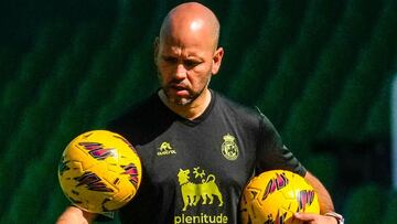 José Alberto, entrenador del Racing.