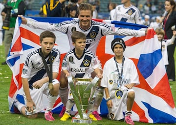 Becks se despidió como campeón de LA Galaxy tras 6 temporadas, en los que se convirtió en el futbolista que más camisetas ha vendido en la historia de la MLS.