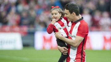 Aritz Aduriz enters into Athletic Bilbao folklore