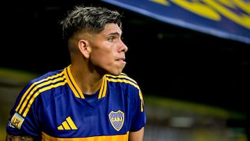 BUENOS AIRES, ARGENTINA - JANUARY 26: Carlos Palacios of Boca Juniors looks on during a Torneo Apertura Betano 2025 Group A match between Boca Juniors and Argentinos Juniors at Estadio Alberto J. Armando on January 25, 2025 in Buenos Aires, Argentina. (Photo by Marcelo Endelli/Getty Images)