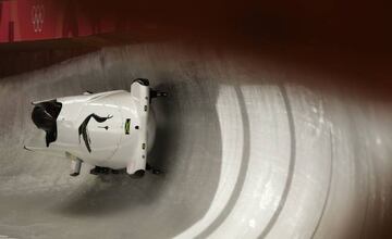 Jazmine Fenlator- Victorian and Carrie Russell of Jamaica make a run during the Women's Bobsleigh training at Olympic Sliding Centre on February 17, 2018 in Pyeongchang-gun, South Korea. (Photo by Ryan Pierse/Getty Images,)