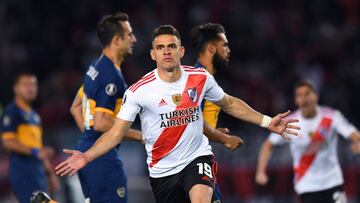 Rafael Santos Borré en un partido de River Plate ante Boca Juniors en semifinal de Copa Libertadores 2019.