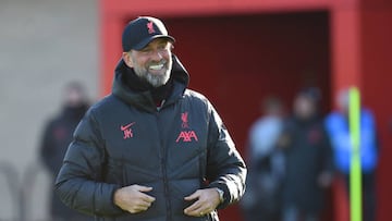 KIRKBY, ENGLAND - FEBRUARY 09: (THE SUN OUT, THE SUN ON SUNDAY OUT) Jurgen Klopp manager of Liverpool during a training session at AXA Training Centre on February 09, 2023 in Kirkby, England. (Photo by John Powell/Liverpool FC via Getty Images)