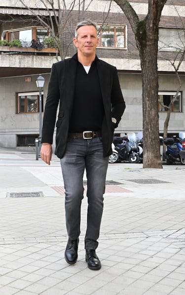 Joaquín Prat asiste a la capilla ardiente por Fernando Ónega situada en la Casa de Galicia de Madrid.