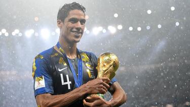 Why has former Real Madrid defender Raphaël Varane retired from soccer aged only 31?