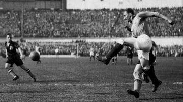 El delantero galo fue el anotador del primer gol en la historia de las Copas del Mundo. El partido terminó 4-1 a favor de Francia sobre México.