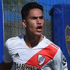 Flabián Londoño sale lesionado ante Banfield